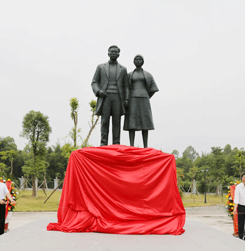 周文雍陳鐵軍烈士銅雕塑揭幕儀式